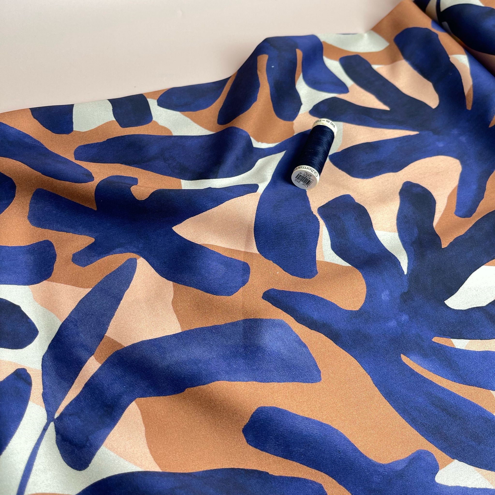 Bold Tropical Foliage in Neutrals Cotton Sateen Fabric - Image 8