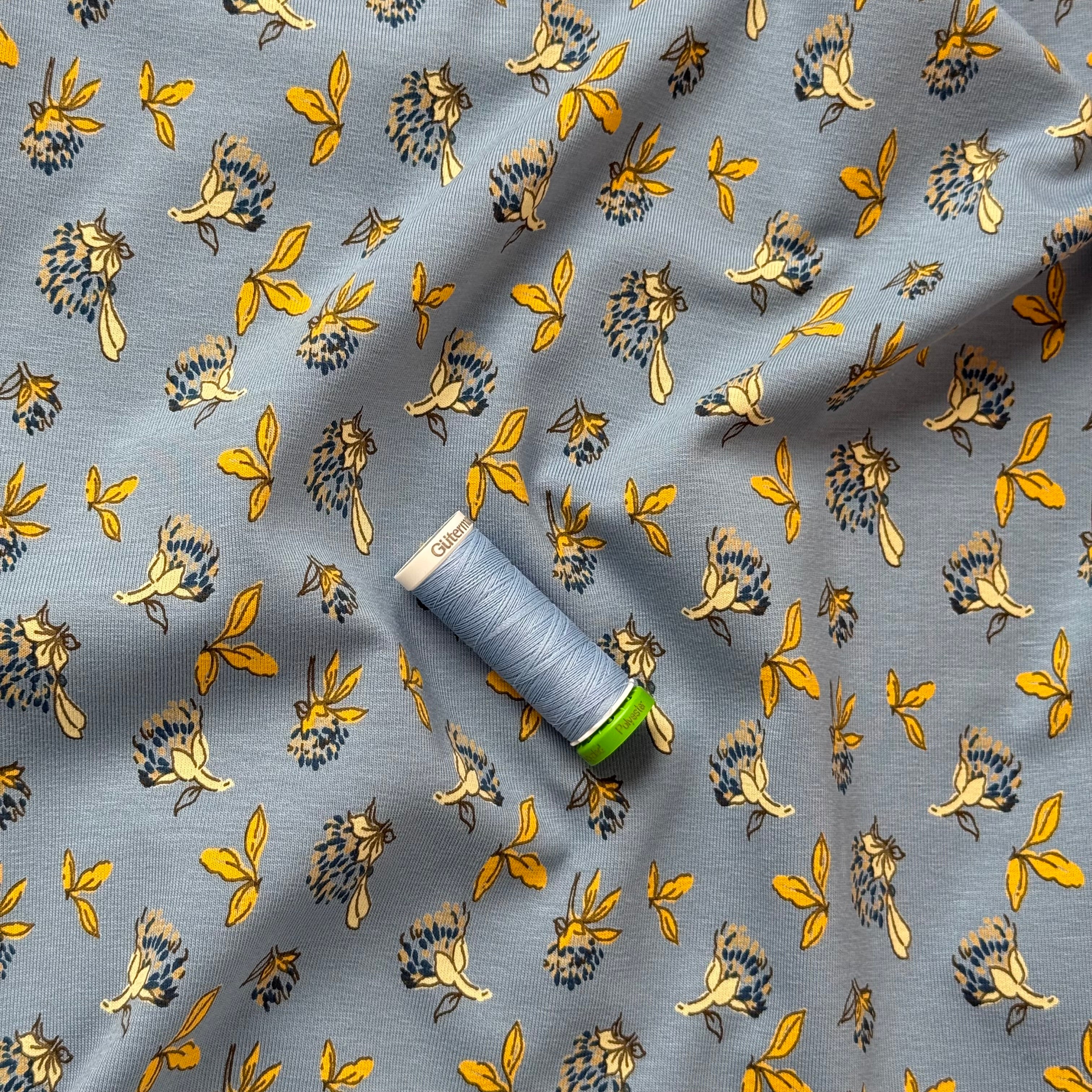 Clovers in Blue Cotton Jersey Fabric - Image 7