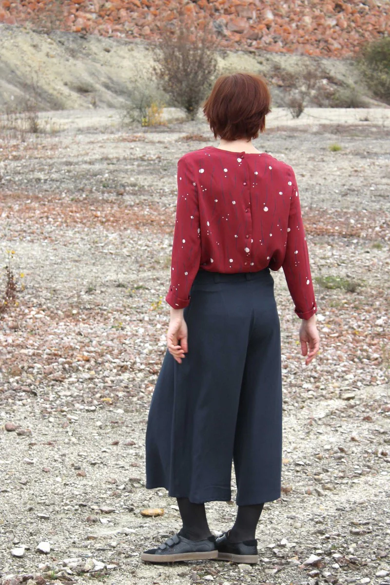 REMNANT 0.92 Metre - Églantine & Zoé - Clair de Lune in Brick Red Viscose Crepe Fabric - Image 12