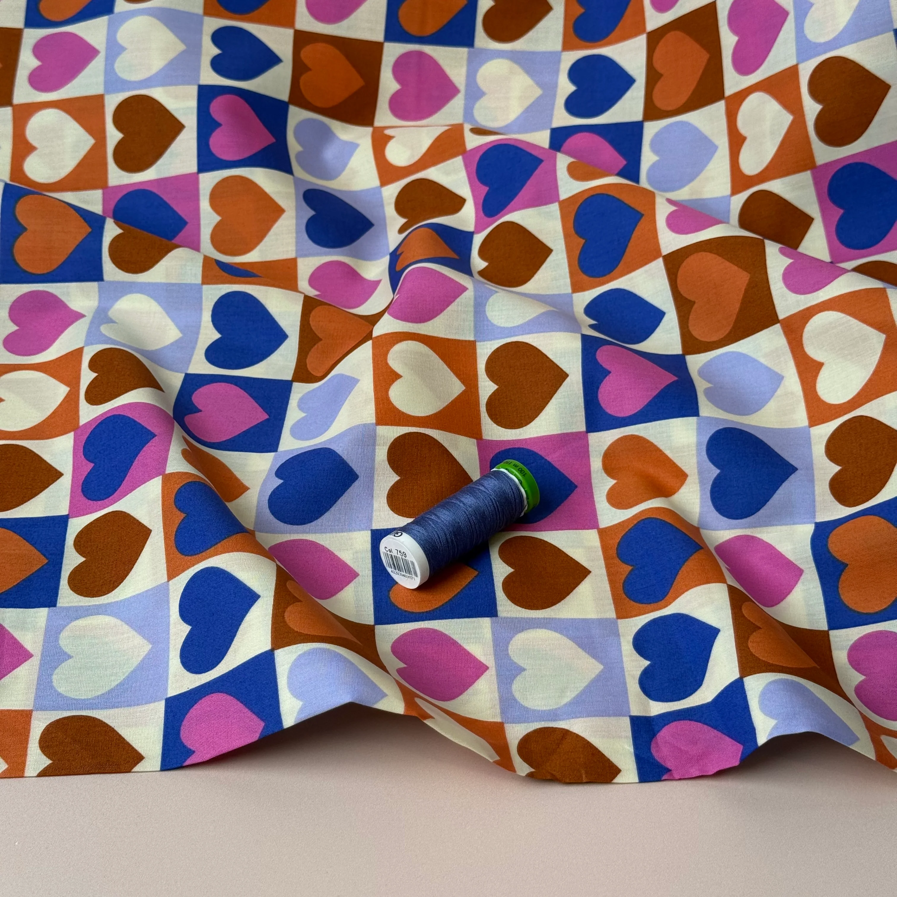 Hearts Off-White Cotton Poplin Fabric - Image 7