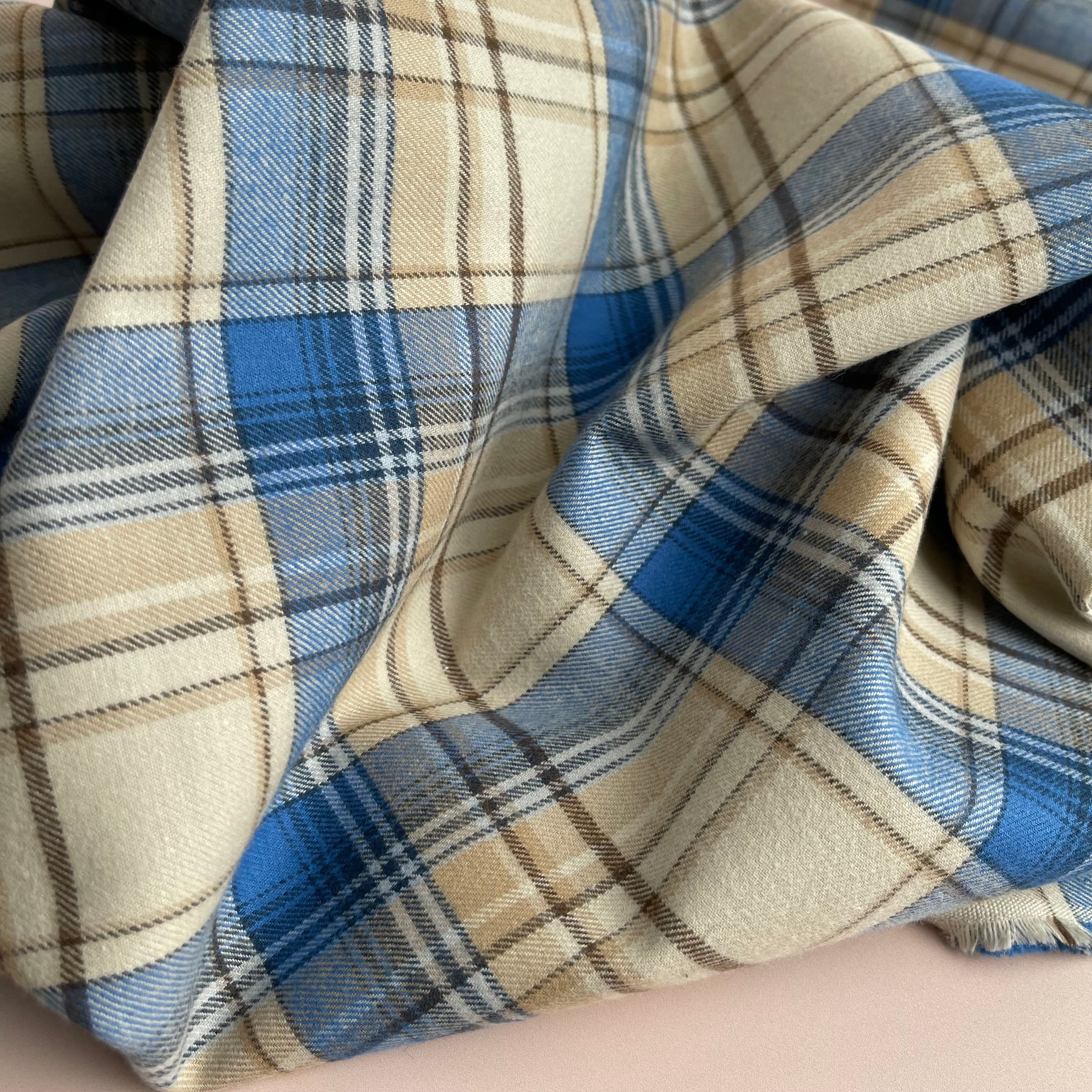 REMNANT 1 Metre - Highland Cream & Blue Yarn Dyed Cotton Flannel - Image 5