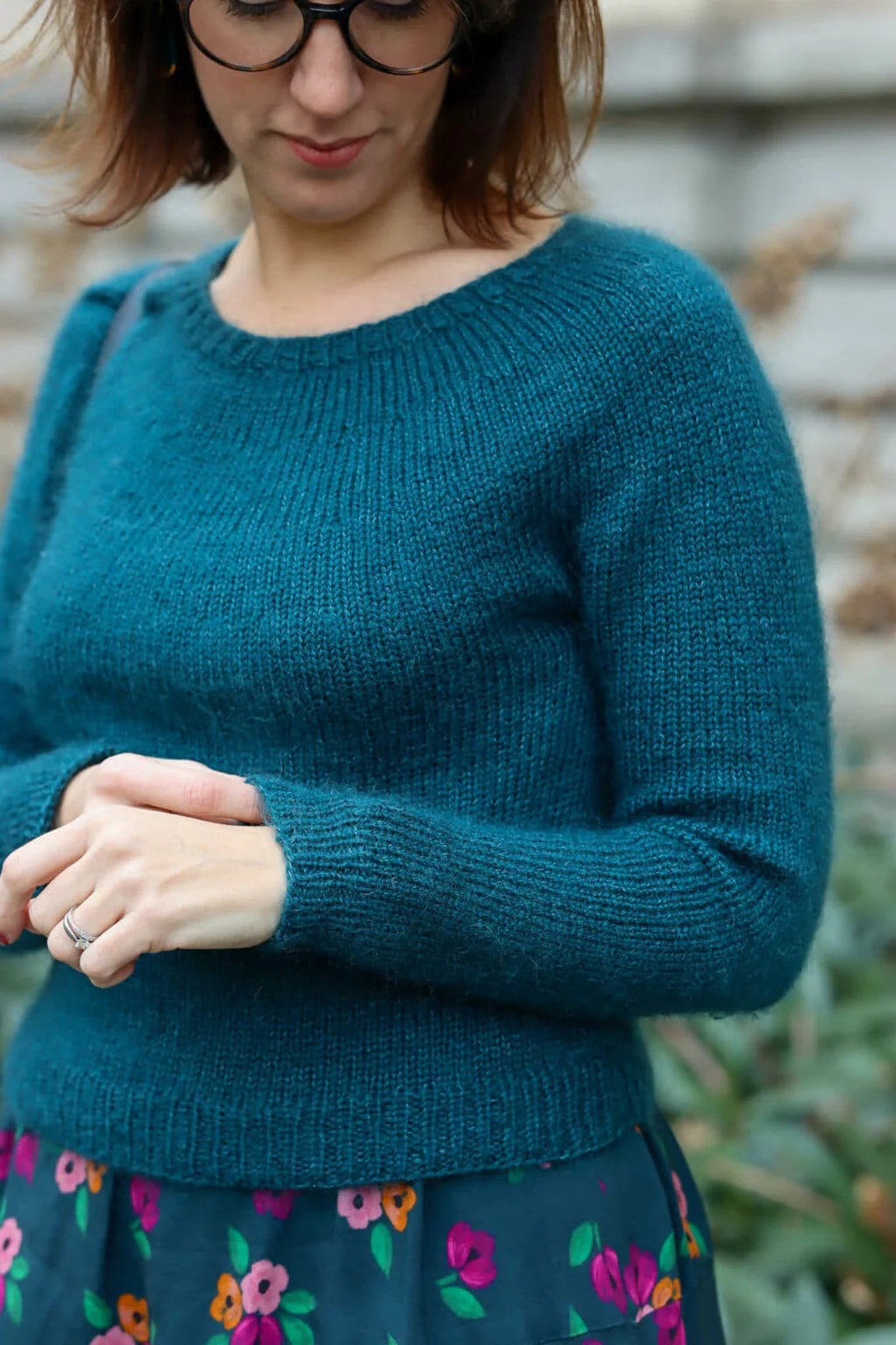 Lise Tailor - Rosee DK Sweater and Cardigan Beginner Knitting Pattern - Image 5