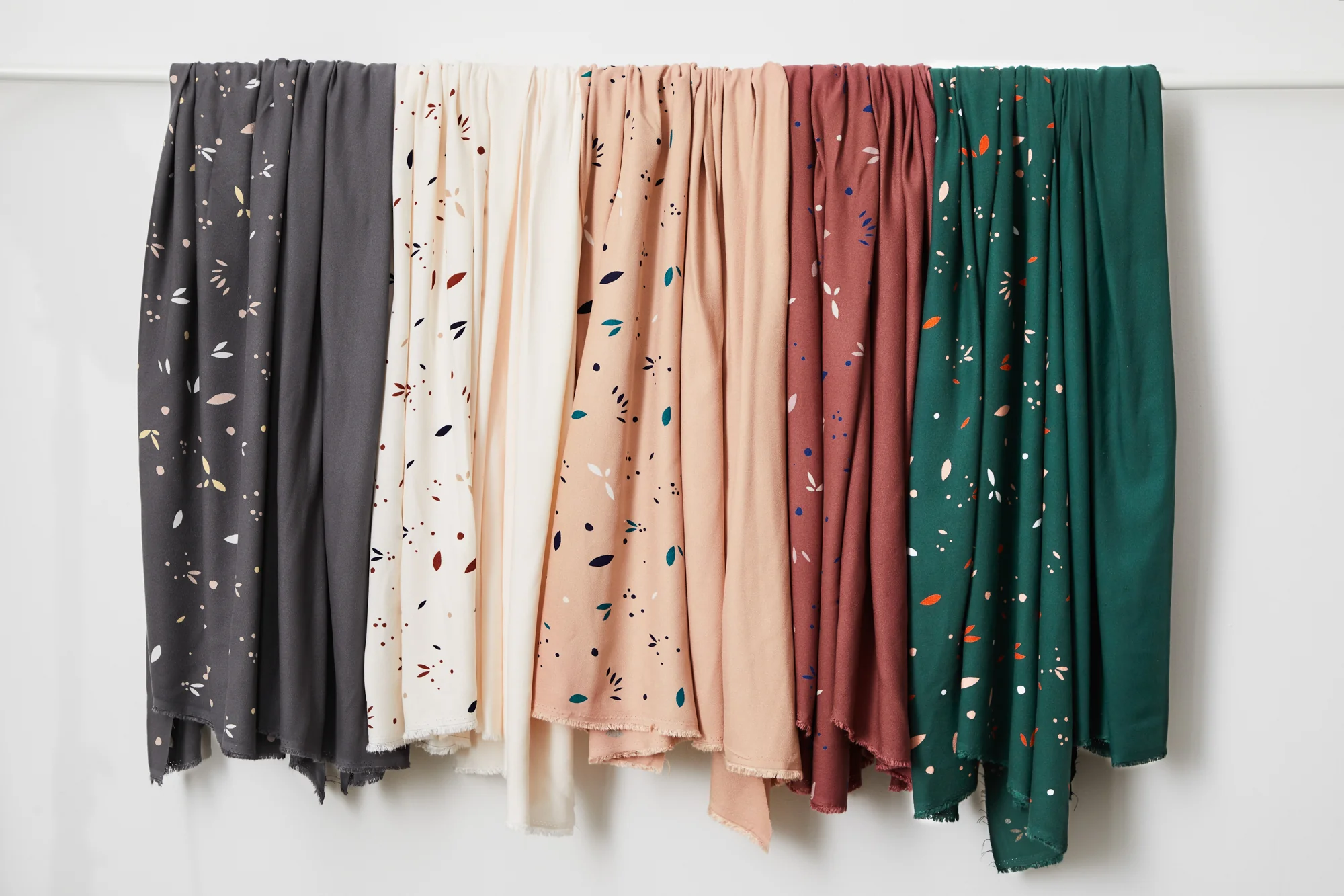 Mind The MAKER - Petals Rose ECOVERO™ Vera Crepe Fabric - Image 9